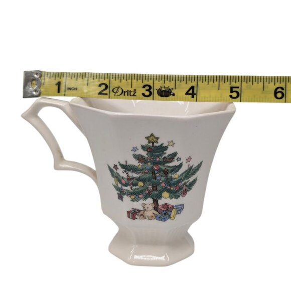 Nikko Christmastime 8 Pc Set 4 Cups 4 Saucers Octagon Christmas Tree JAPAN - Picture 9 of 13